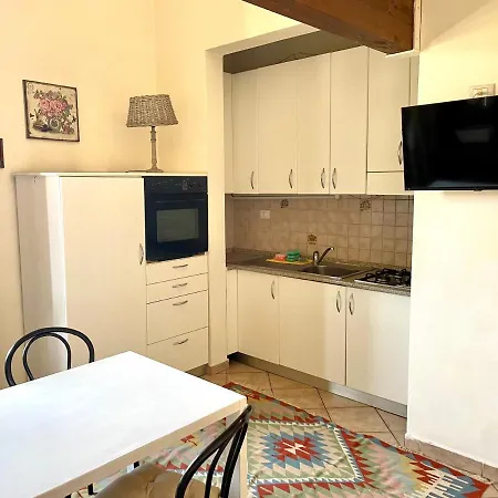 Apartamento Studio Con Soppalco Romantico, Empoli